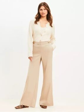 NWT LOFT Wide-Leg High-Waist Pants in Beige - Size 8P